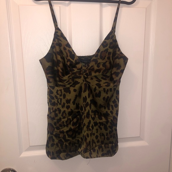 ✨2 for $20✨ NWT Cheetah tank top - Picture 5 of 6